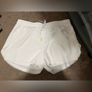 Zyia Shorts